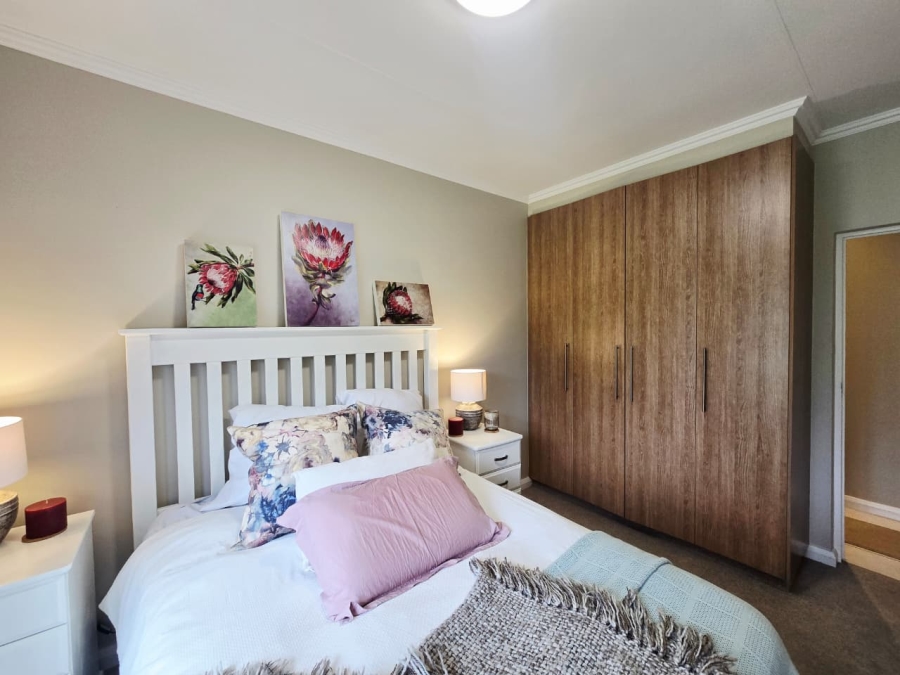 3 Bedroom Property for Sale in Earls Court Lifestyle Estate Western Cape